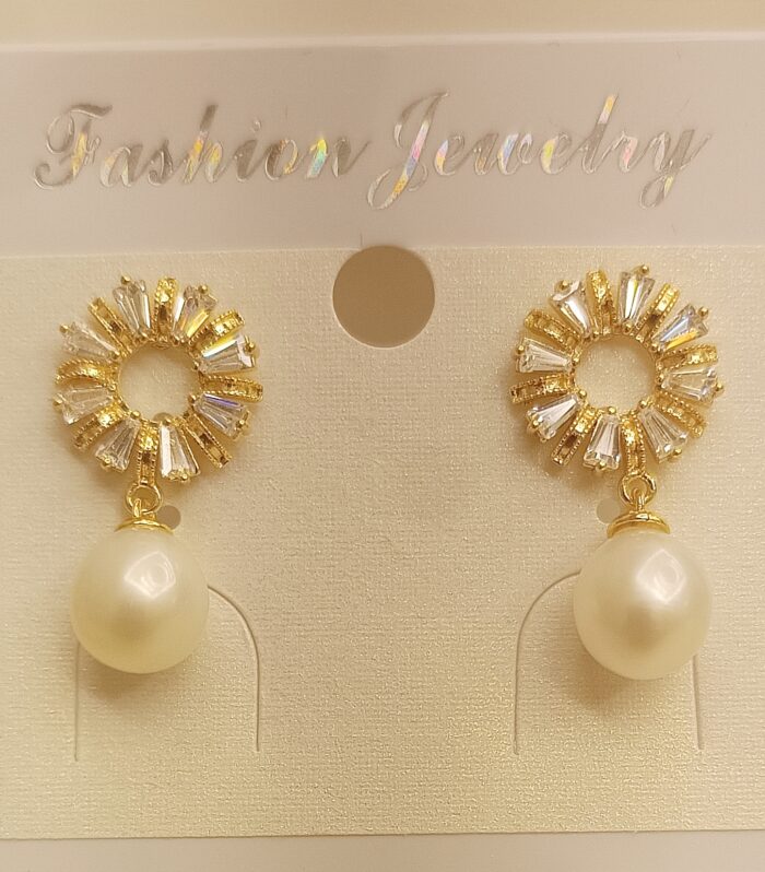 Pearl Earring