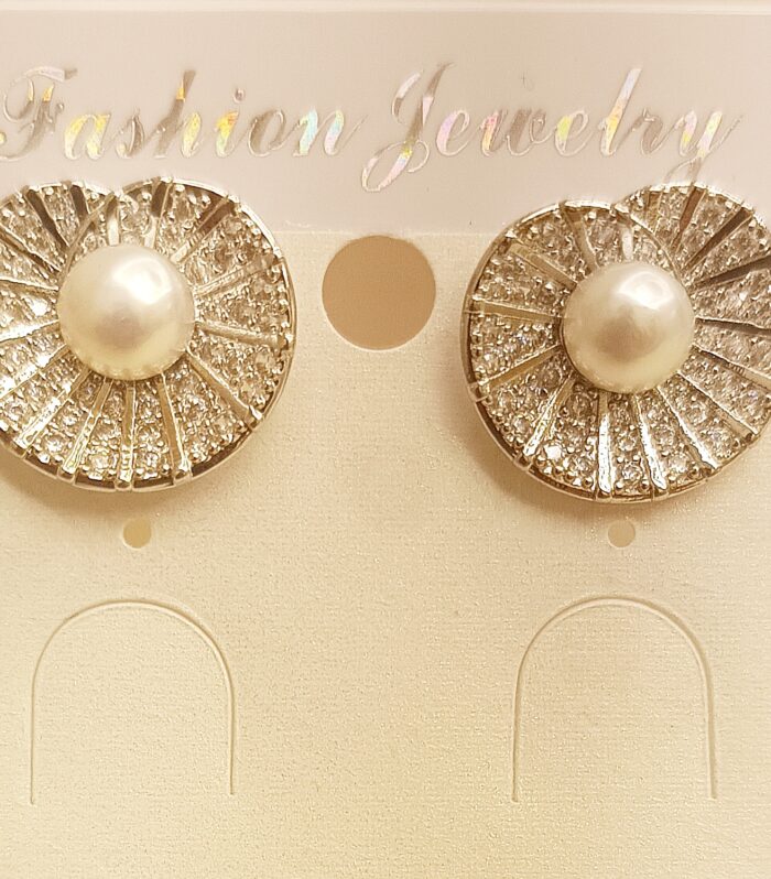 Pearl Earring
