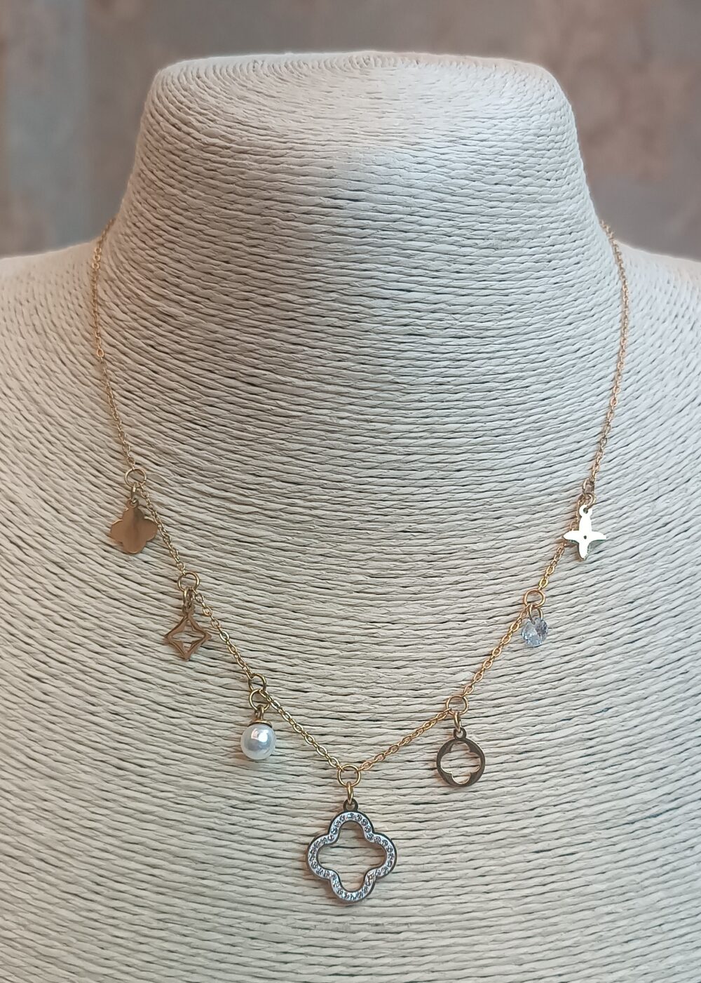 Neck Piece