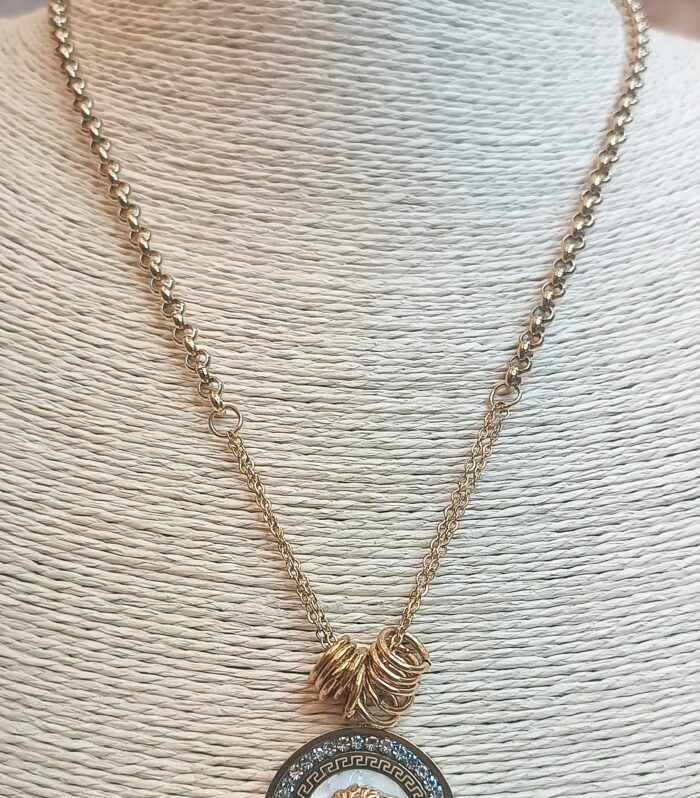 Neck Piece